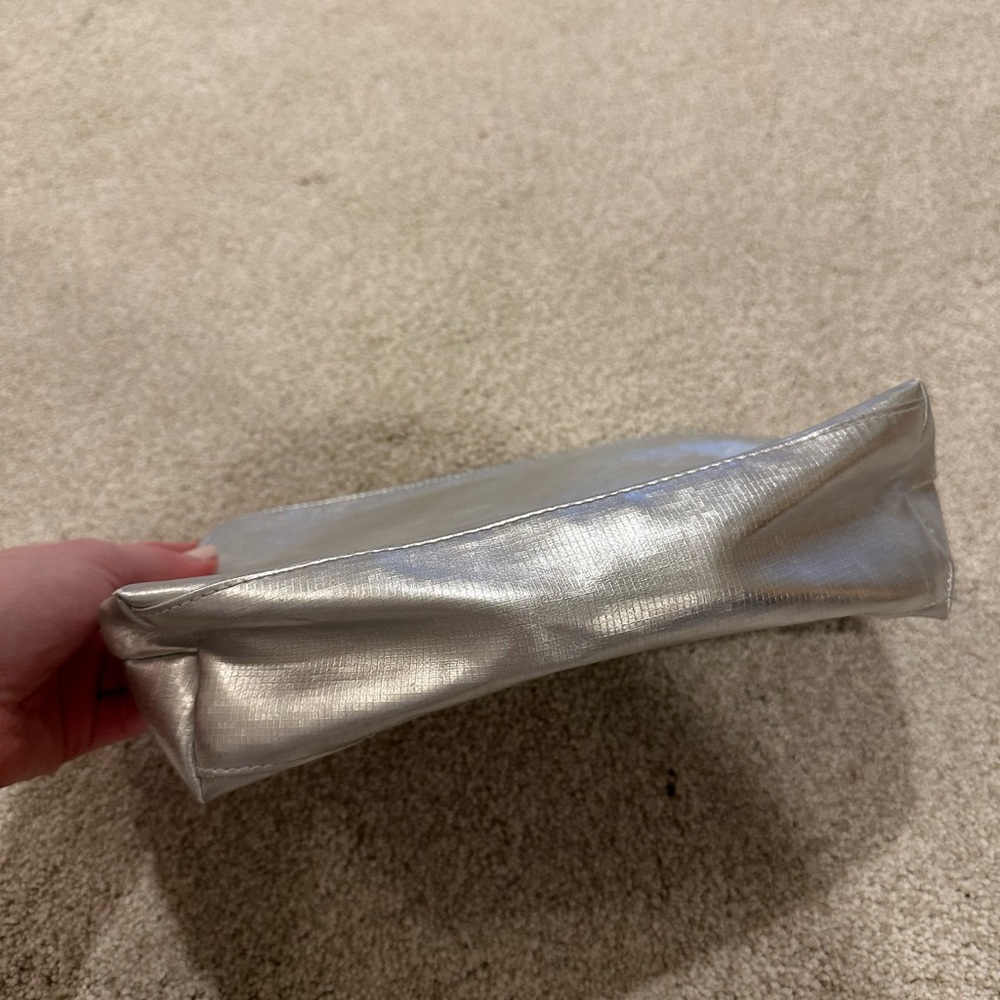 COPY - Clinique Silver Pouch - Picture 3 of 6
